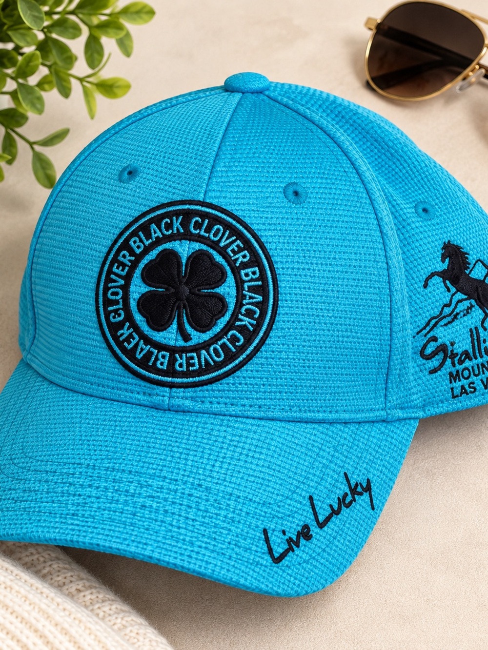 Black Clover Stallion Mountain Las Vegas “Live Lucky” Golf Hat L/XL